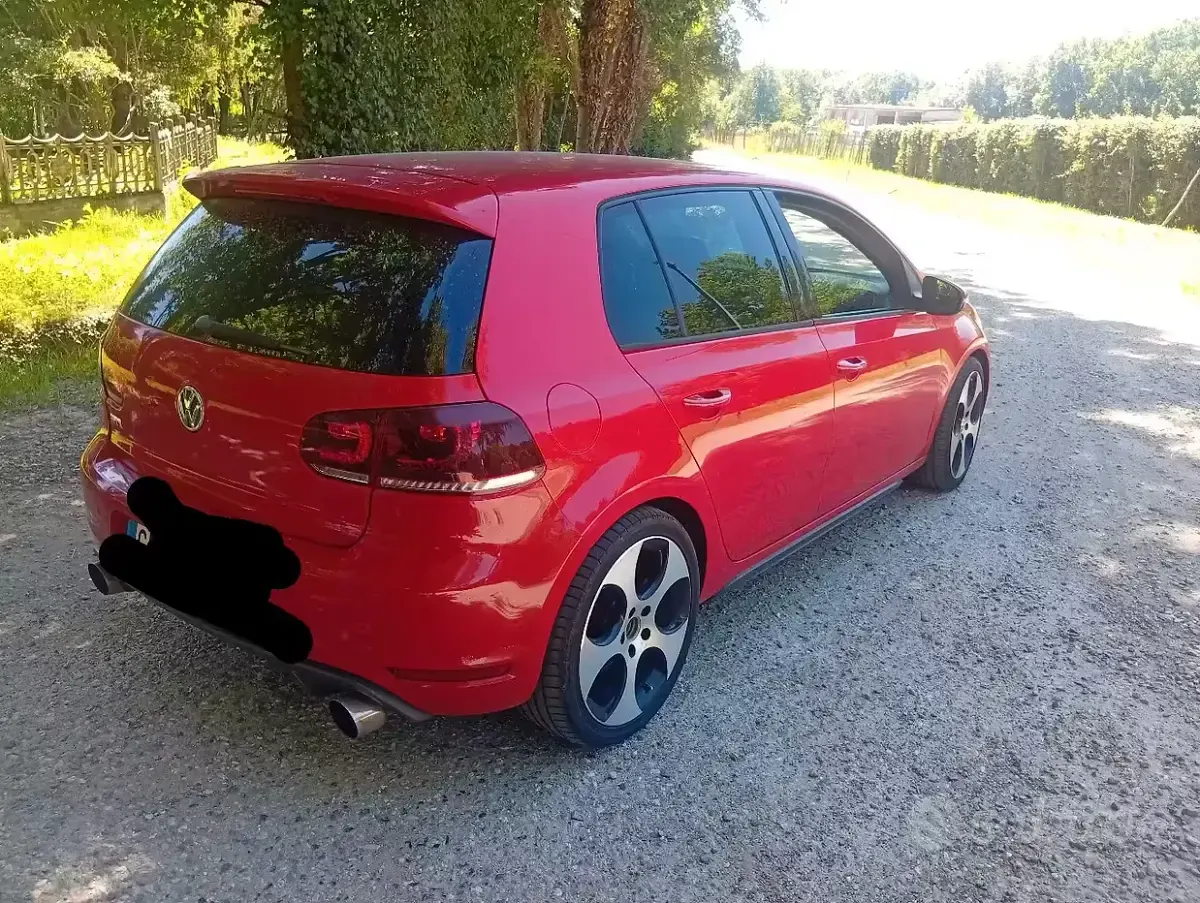 Usata VW Golf VI GTI 210 CV (154 kW) 2009 Rosso Utilitaria