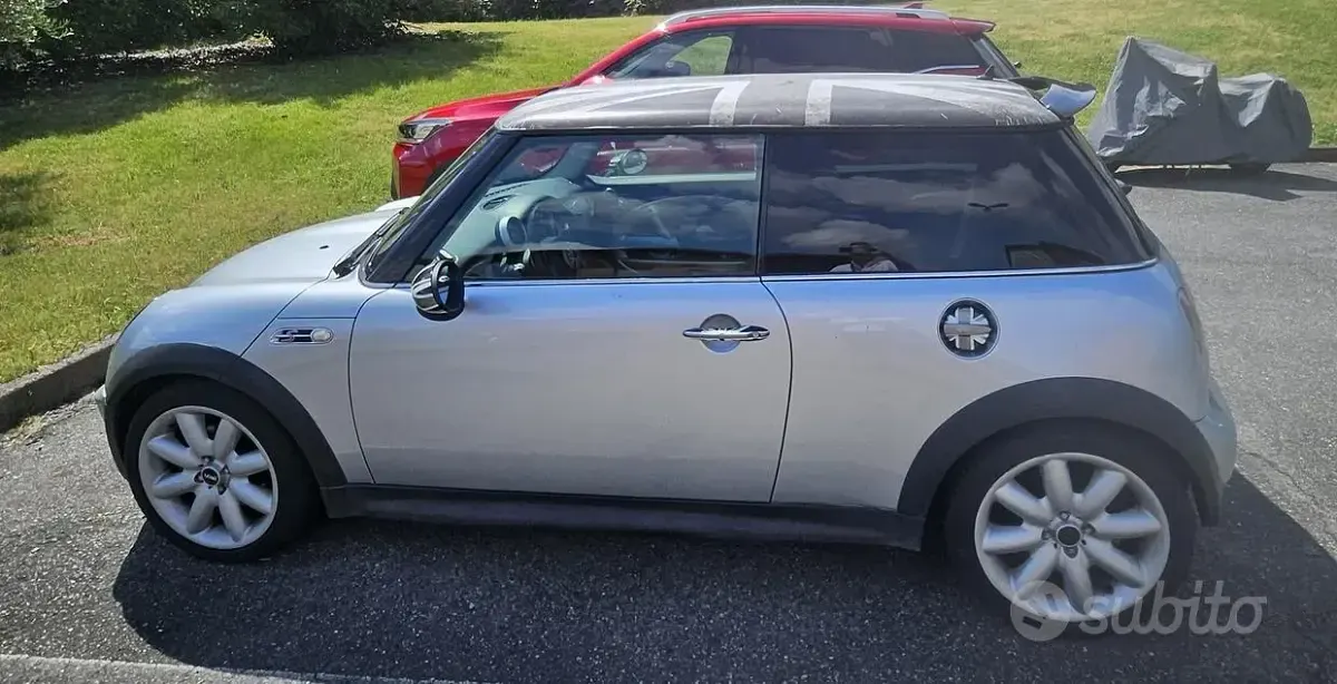 Usata Mini Cooper S 170 CV (125 kW) 2005 Grigio Utilitaria