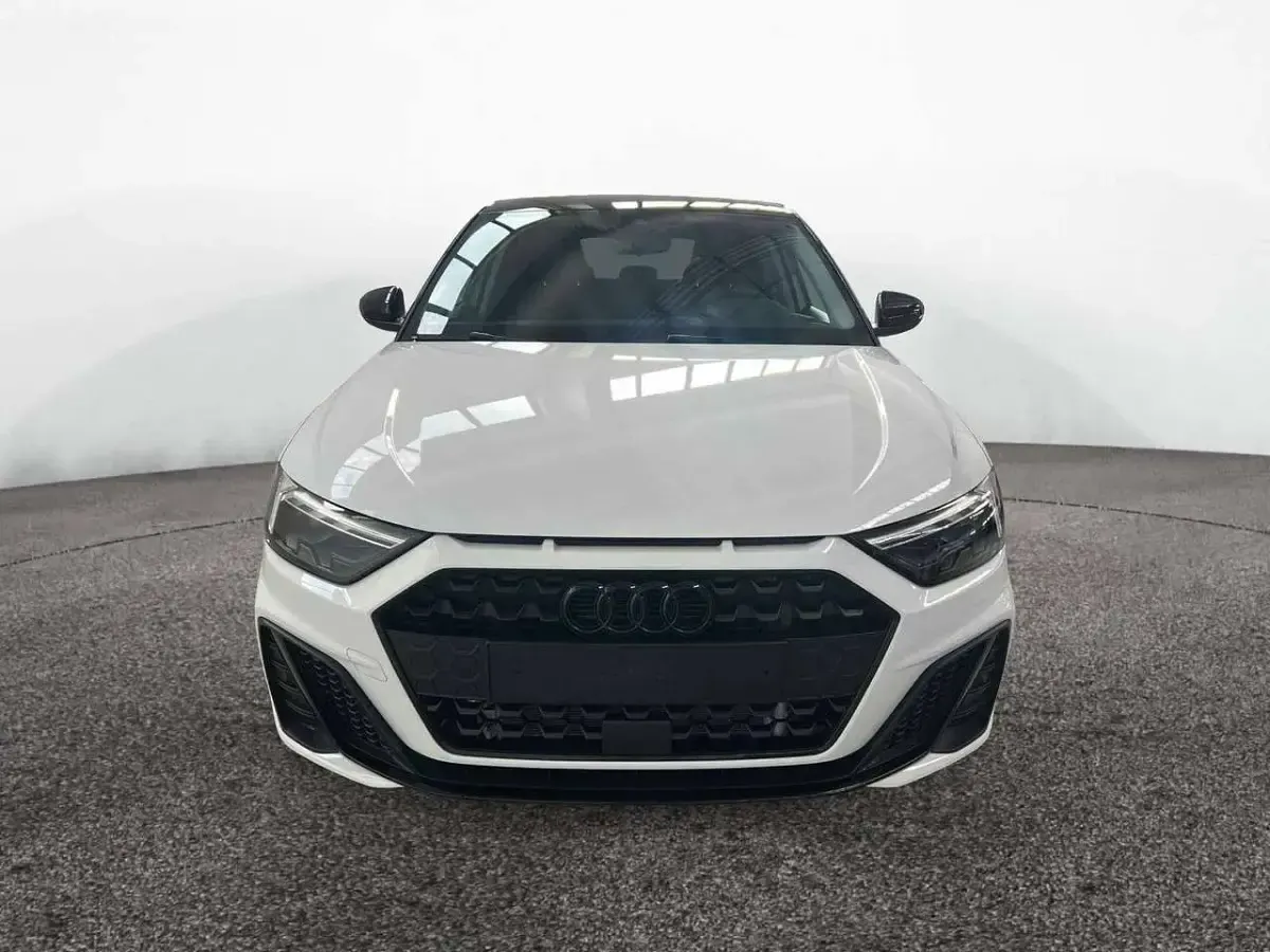 Usata Audi A1 S-Line 116 CV (85 kW) 2025 Bianco SUV