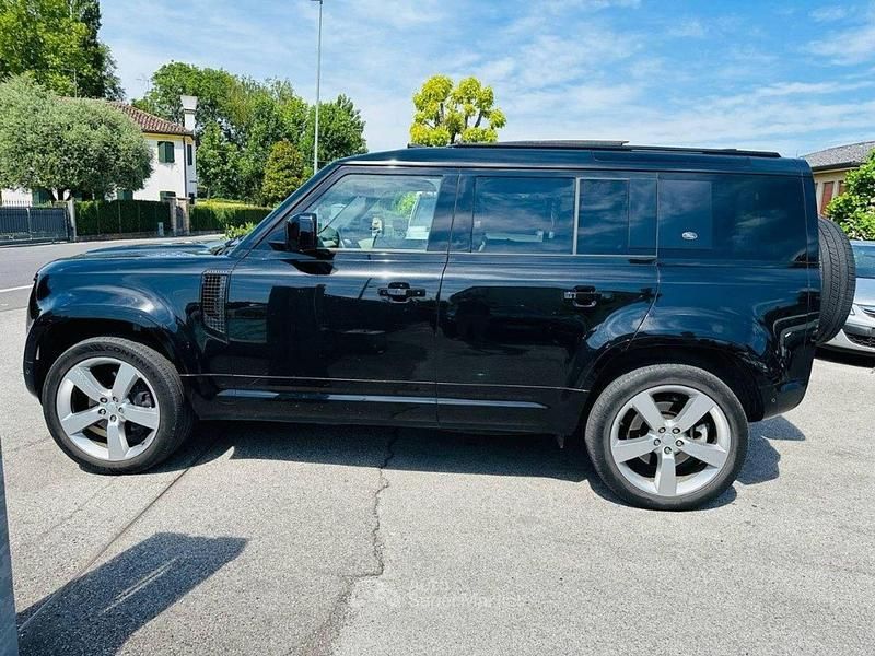 Usata Land Rover Defender 250 CV (183 kW) 2023 Nero SUV