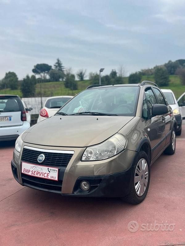 Usata Fiat Sedici Emotion 107 CV (78 kW) 2007 Marrone SUV