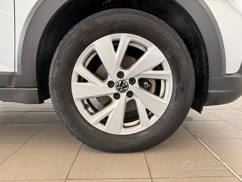 Usata VW Taigo Life 95 CV (69 kW) 2023 Grigio SUV