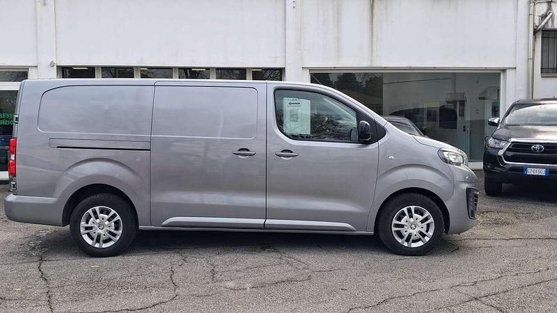 Usata Peugeot Expert S 179 CV (131 kW) 2022 Argento Furgone