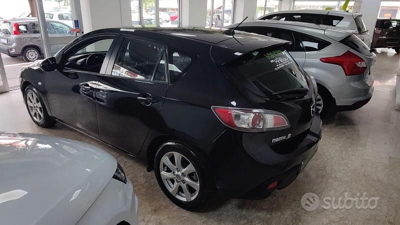 Usata Mazda 3 109 CV (80 kW) 2010 Nero Berlina