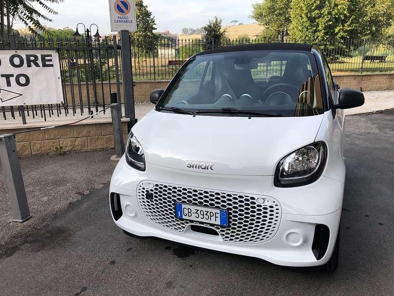 Usata Smart ForTwo Electric Drive 41 kW (56 CV) 2020 Bianco Coupé