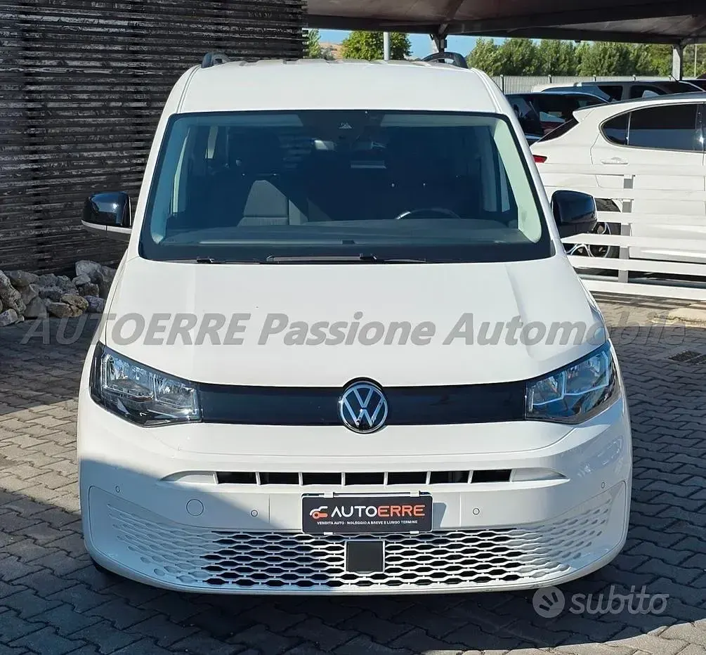 Usata VW Caddy Style 122 CV (89 kW) 2025 Bianco Monovolume