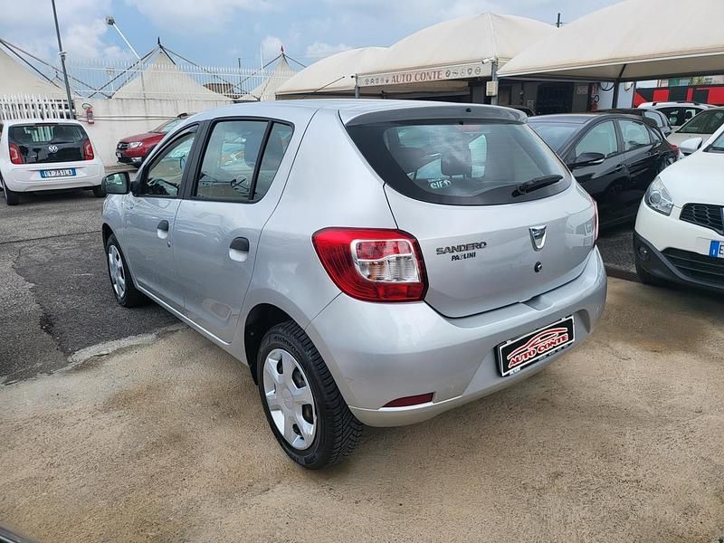 Usata Dacia Sandero Ambiance 75 CV (55 kW) 2016 Grigio Utilitaria
