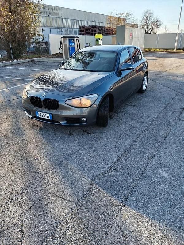 Usata BMW 116 Efficient Dynamics 115 CV (84 kW) 2015 Grigio Utilitaria