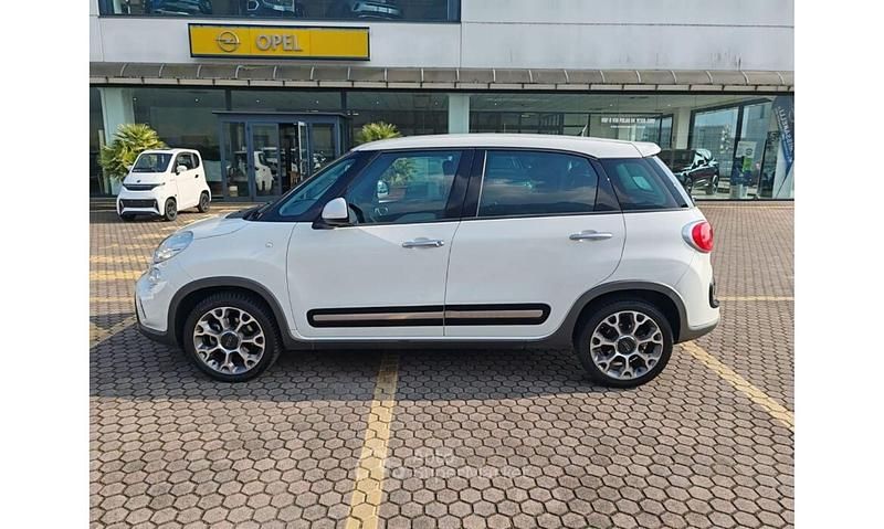 Usata Fiat 500L Lounge 95 CV (69 kW) 2017 Bianco Monovolume