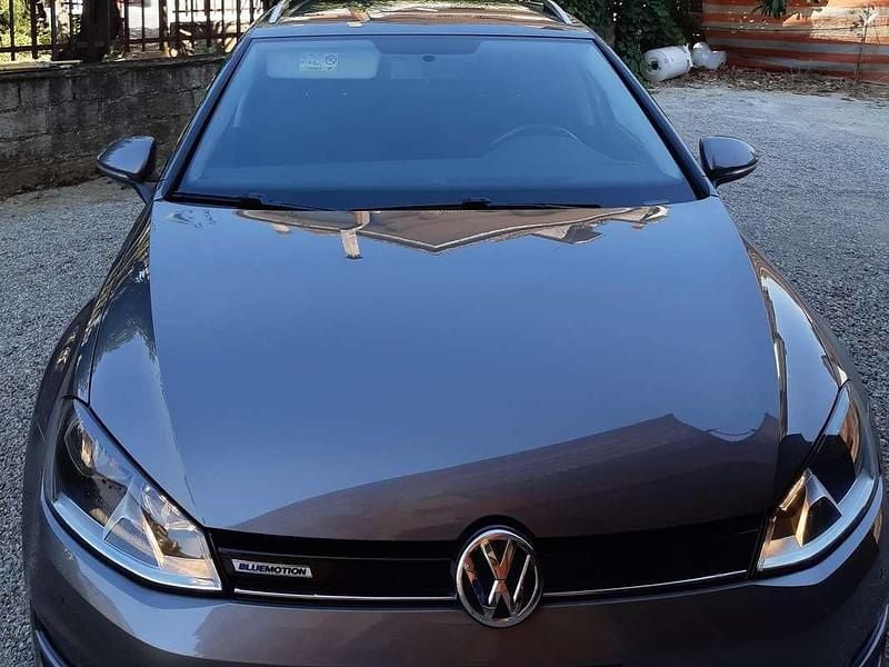 Grigio Usata 2016 VW Golf VII Comfortline Station wagon | 10.000 € (Buon prezzo) - Immagine 1/4