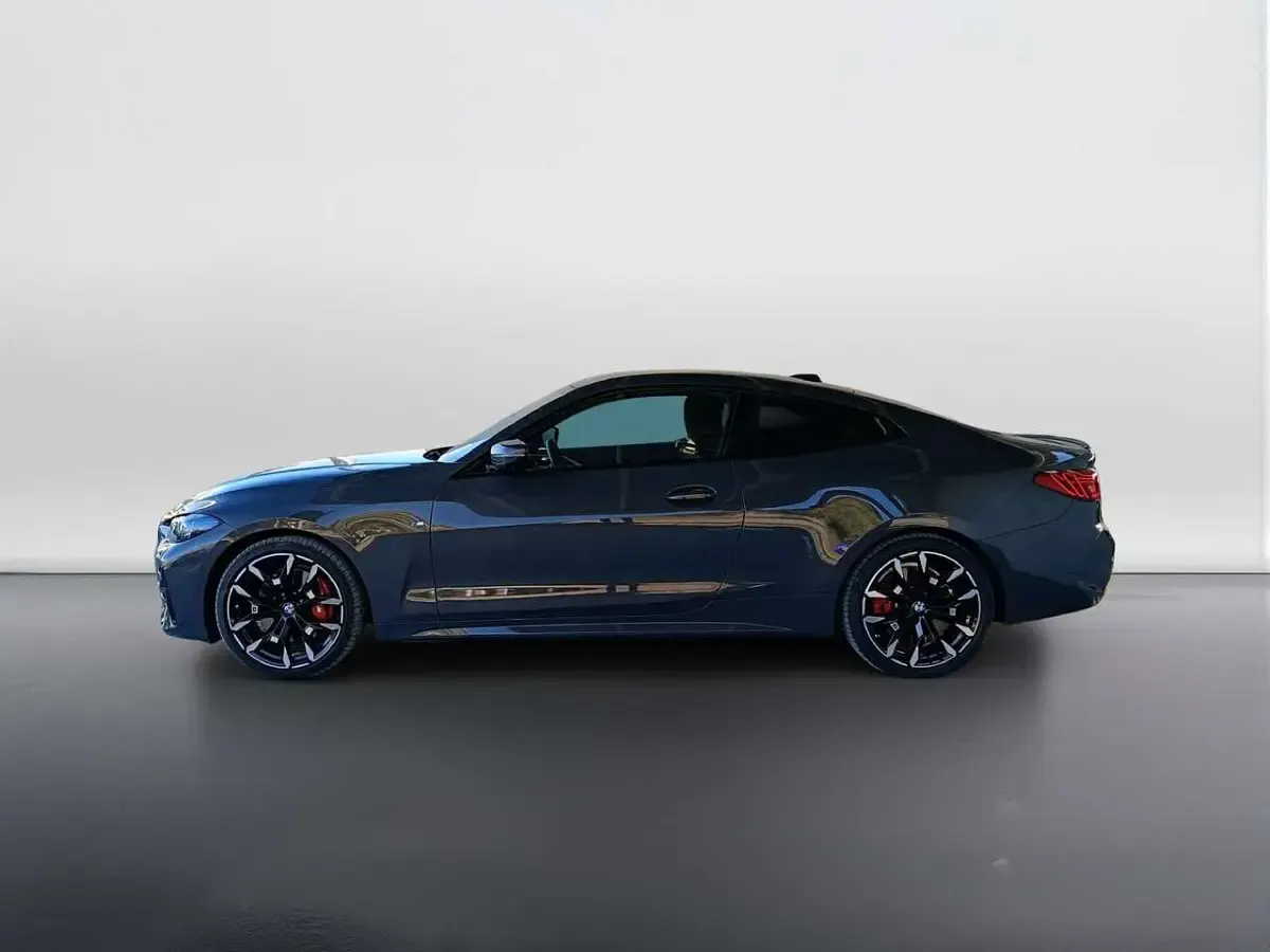 Usata BMW 420 Coupé Efficient Dynamics 190 CV (139 kW) 2025 Grigio Coupé