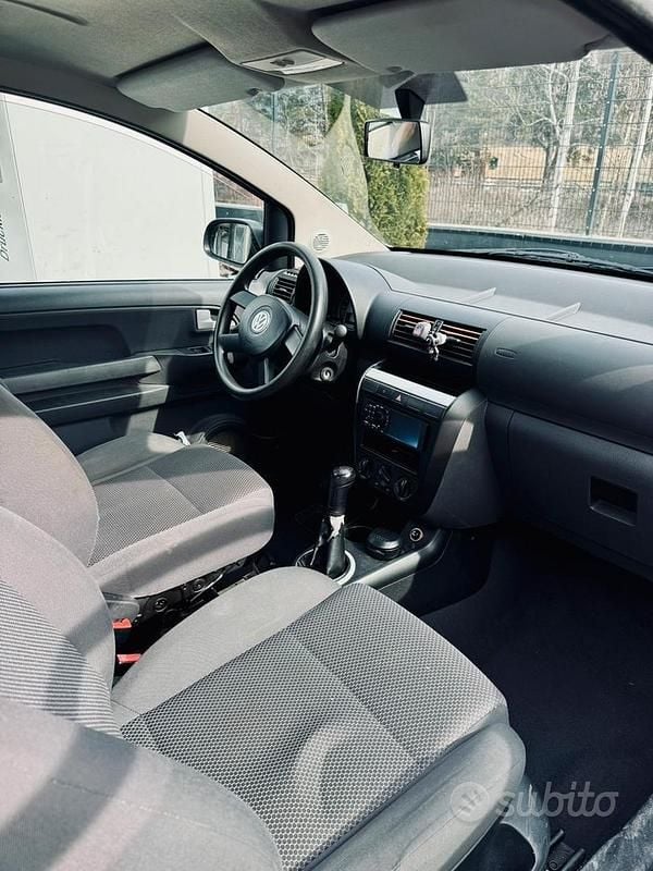 Usata VW Fox 2006 Nero Utilitaria