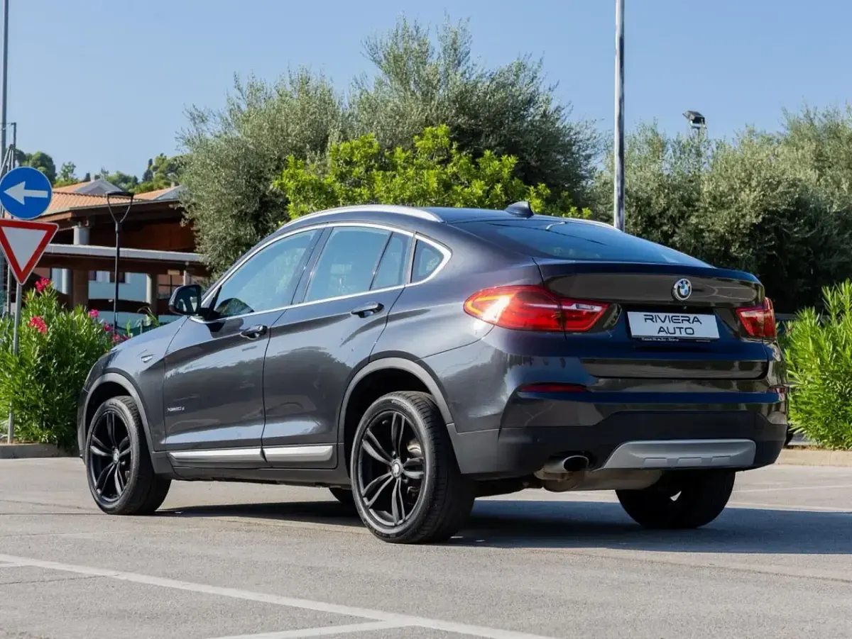 Usata BMW X4 xLine 190 CV (139 kW) 2015 Blu SUV