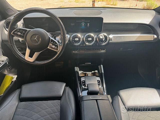 Usata Mercedes GLB200 163 CV (119 kW) 2020 Nero SUV