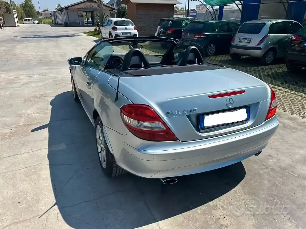 Usata Mercedes SLK200 163 CV (119 kW) 2005 Grigio Cabrio