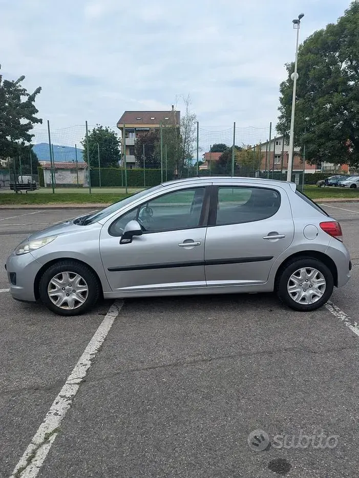 Occasion Peugeot 207 88 ch (64 kW) 2009 Gris Berline