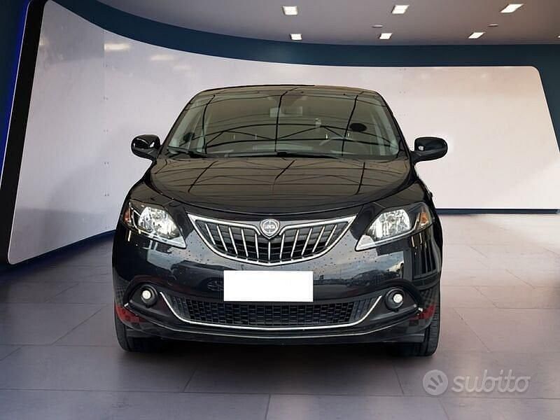 Usata Lancia Ypsilon S 69 CV (50 kW) 2023 Nero Utilitaria