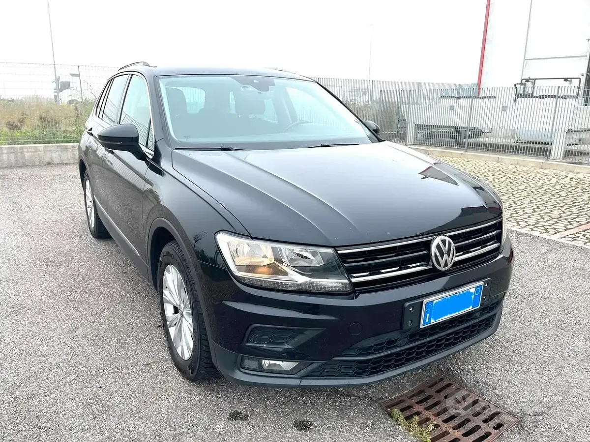Usata VW Tiguan 150 CV (110 kW) 2019 Nero SUV
