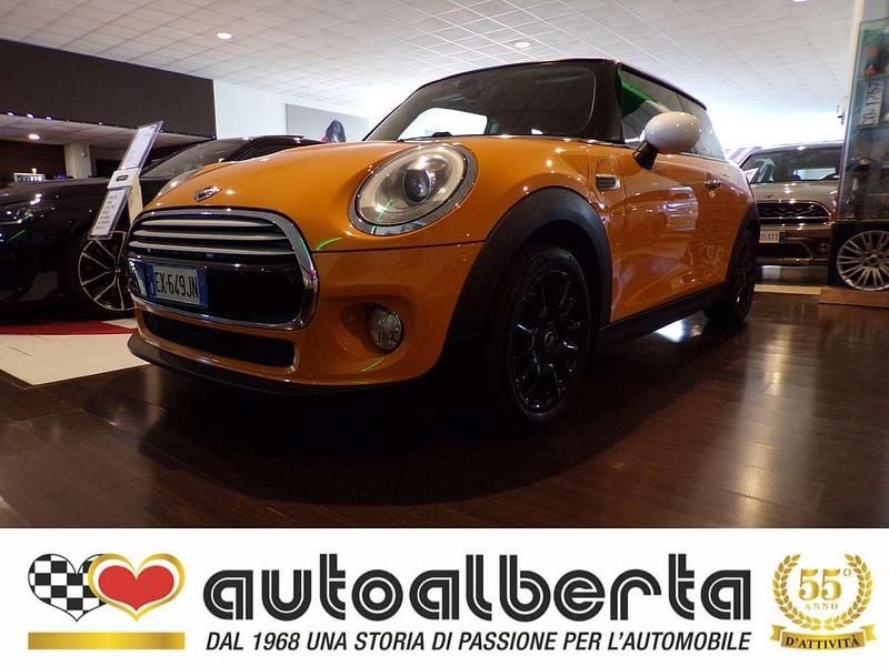 Usata Mini Cooper Coupé 116 CV (85 kW) 2014 Arancione/tetto bianco Coupé