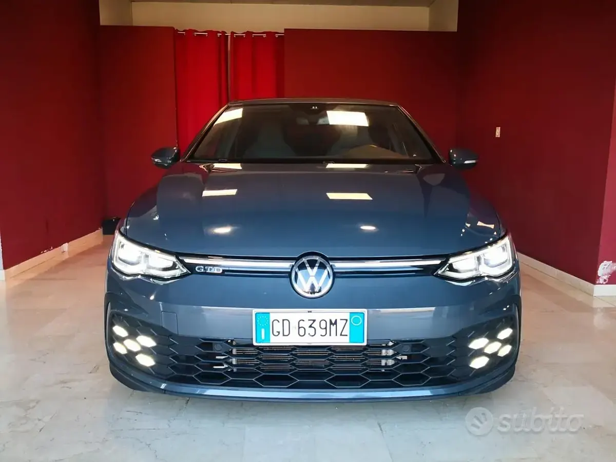 Usata VW Golf VIII GTD 200 CV (147 kW) 2021 Grigio Berlina