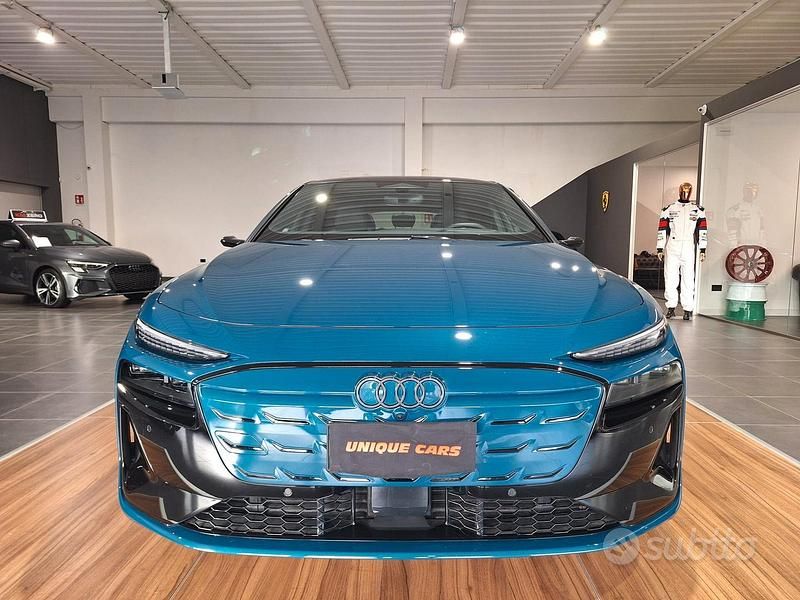 Usata Audi A6 e-tron S-Line 119 kW (163 CV) 2025 Blu Station wagon