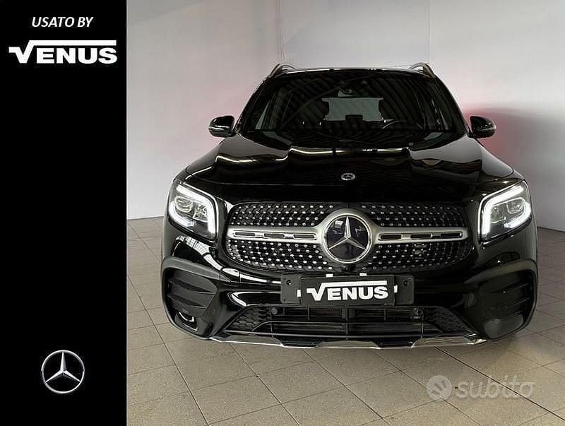 Usata Mercedes GLB220 Premium 190 CV (139 kW) 2021 Nero SUV