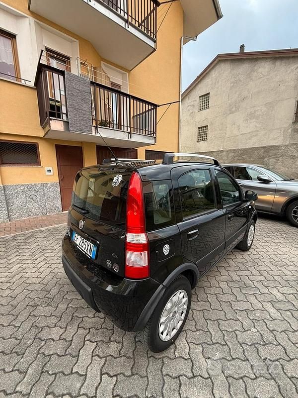 Usata Fiat Panda 4x4 2010 Nero Utilitaria