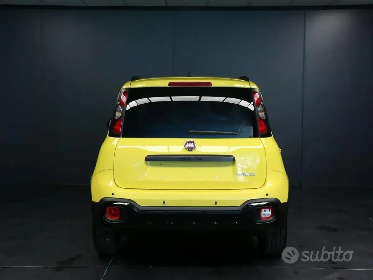 Nuova Fiat Panda Cross 65 CV (47 kW) 2026 Giallo Utilitaria