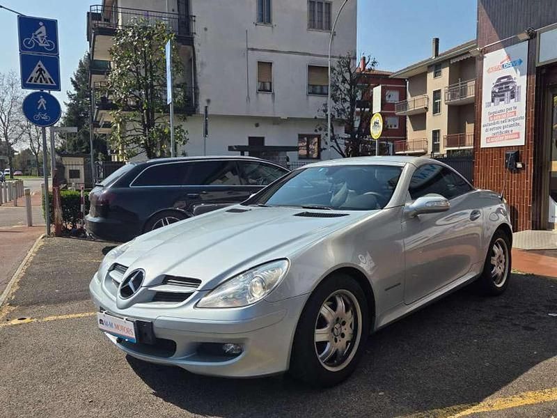Usata Mercedes SLK200 163 CV (119 kW) 2004 Grigio Cabrio