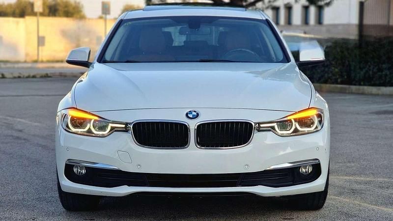 Usata BMW 320 Luxury Line 190 CV (139 kW) 2015 Station wagon