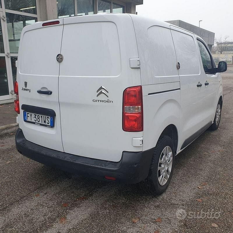 Usata Citroën Jumpy Business Class 122 CV (89 kW) 2019 Bianco Monovolume