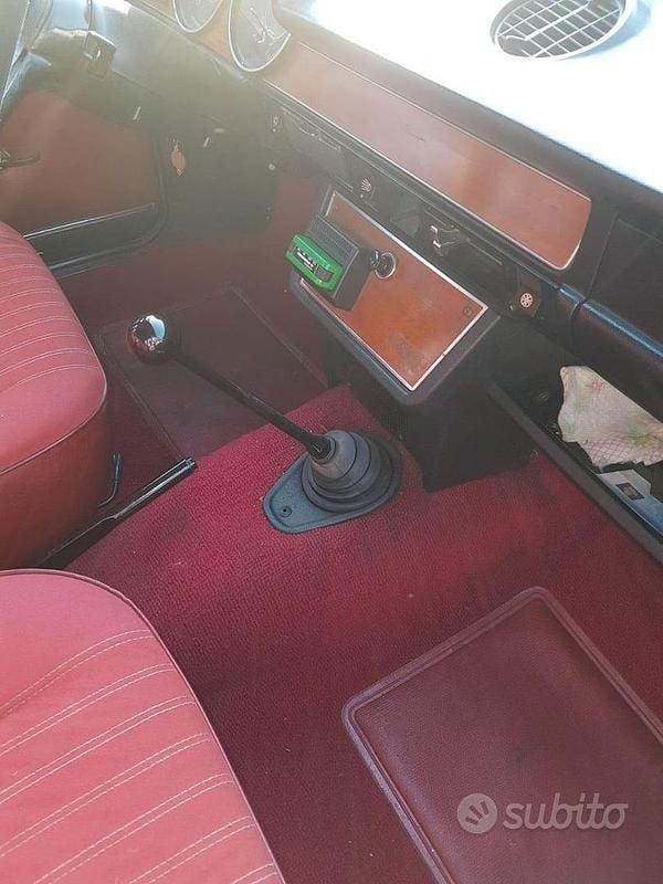 Usata Fiat 124 1970 Blu Berlina