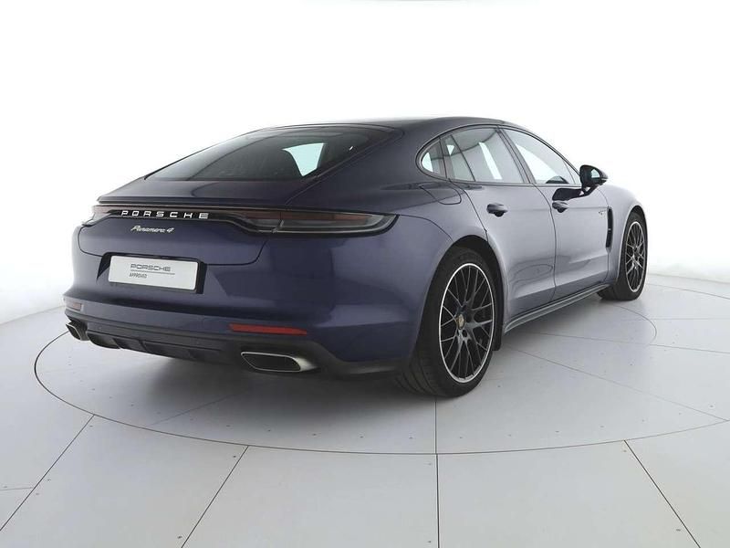 Usata Porsche Panamera 462 CV (339 kW) 2021 Blu genziana metallizzato Berlina