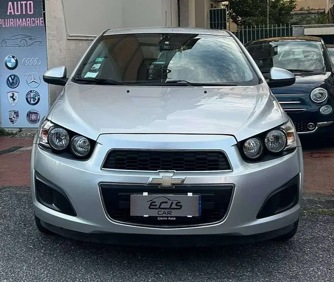 Usata Chevrolet Aveo 86 CV (63 kW) 2013 Grigio Berlina