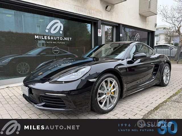 Usata Porsche 718 Cayman 299 CV (219 kW) 2018 Nero Coupé