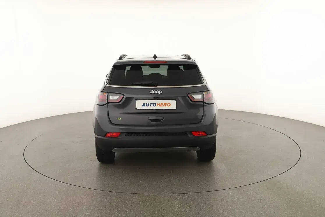 Usata Jeep Compass Limited 129 CV (94 kW) 2022 Grigio SUV