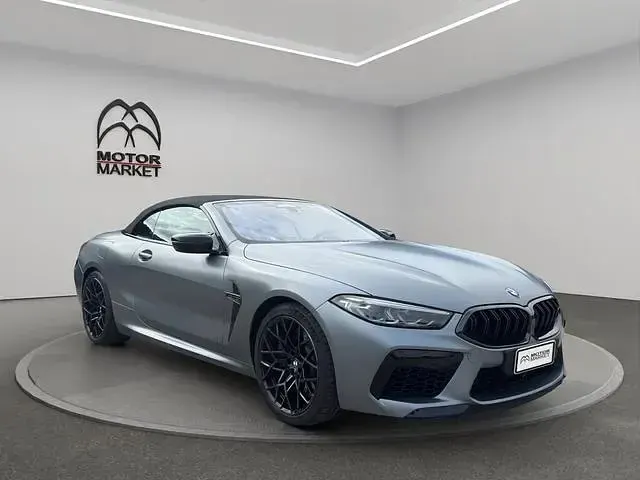 Usata BMW M8 Cabriolet Competition Edition 625 CV (459 kW) 2020 Grigio / gray Cabrio