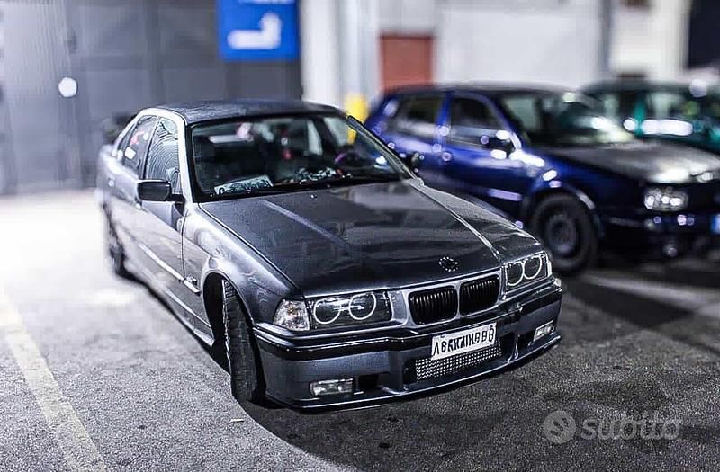 Usata BMW 318 140 CV (102 kW) 2005 Grigio Berlina