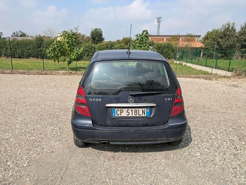 Usata Mercedes A200 Avantgarde 140 CV (102 kW) 2004 Blu/azzurro Monovolume