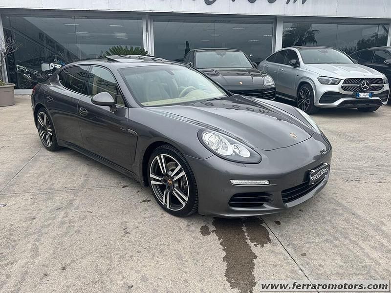 Usata Porsche Panamera Edition 300 CV (220 kW) 2015 Grigio Utilitaria