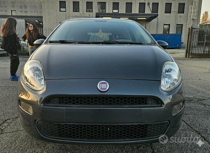 Usata Fiat Punto Street 69 CV (50 kW) 2014 Utilitaria
