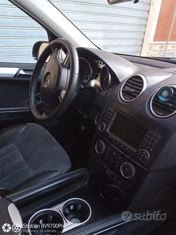 Usata Mercedes ML320 Sport 224 CV (164 kW) 2008 Nero SUV