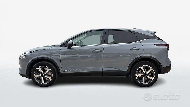 Usata Nissan Qashqai Acenta 158 CV (116 kW) 2023 Grigio SUV