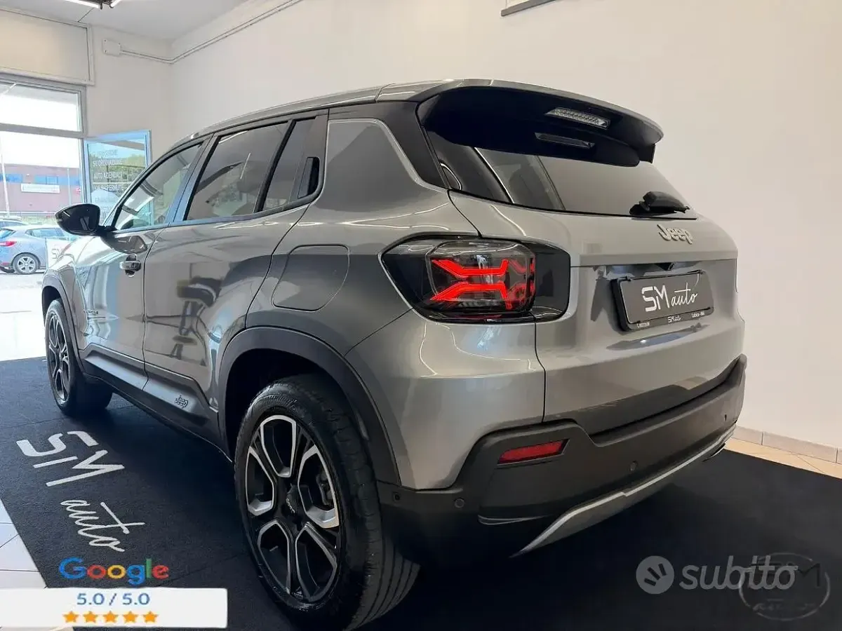 Usata Jeep Avenger Summit 101 CV (74 kW) 2025 Grigio SUV