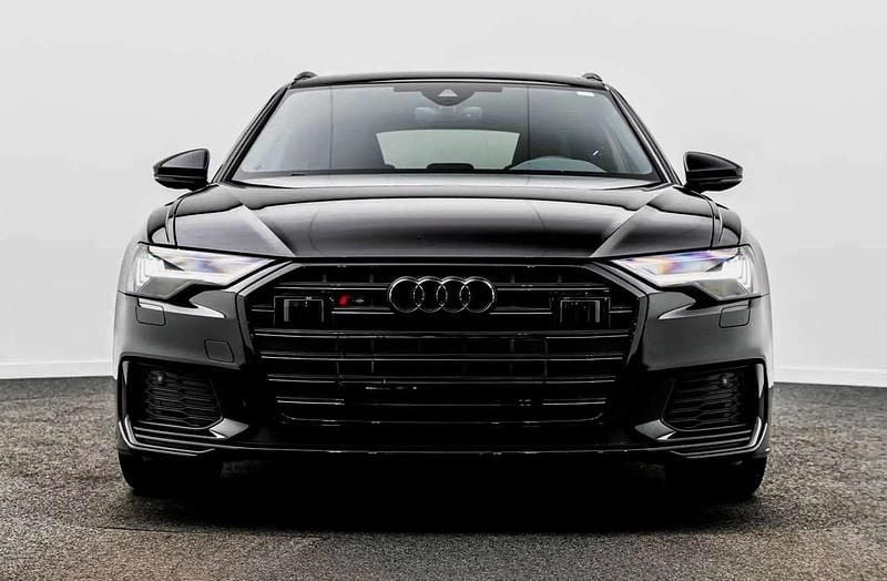 Usata Audi S6 Ambiente 344 CV (253 kW) 2022 Brillant schwarz metallic Station wagon