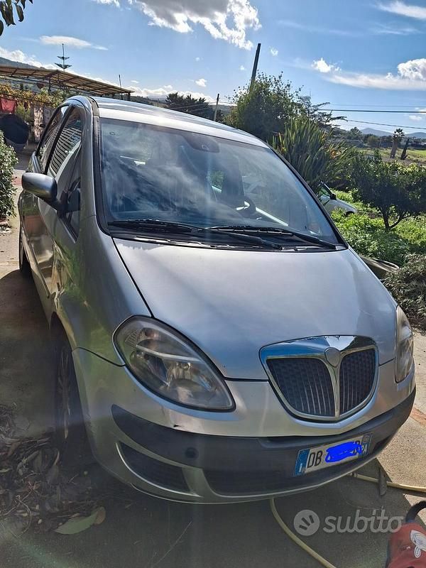 Usata Lancia Musa 95 CV (69 kW) 2006 Monovolume