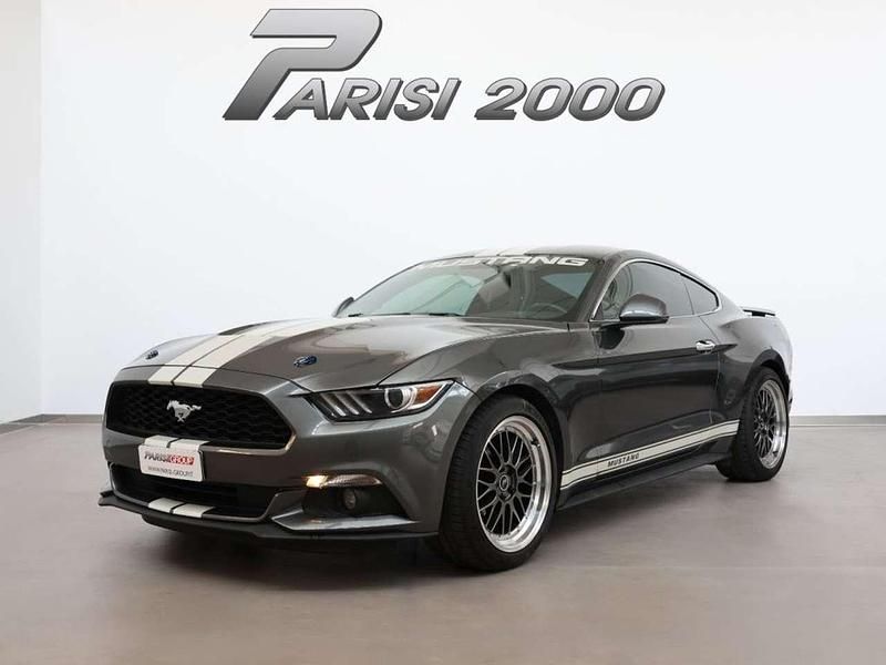 Usata Ford Mustang Fastback 317 CV (233 kW) 2016 Grigio Coupé