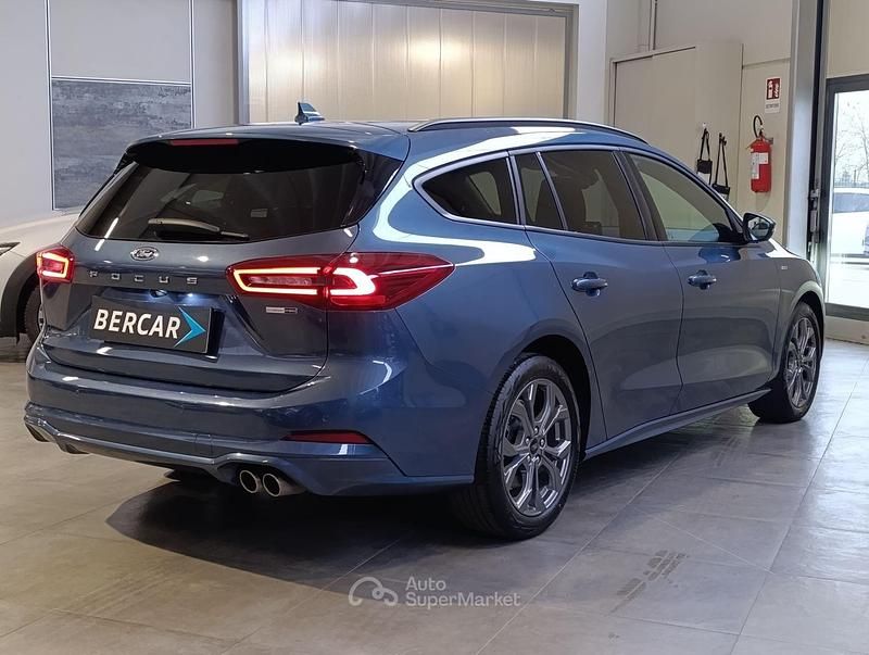 Usata Ford Focus ST-Line 125 CV (91 kW) 2022 Blu Station wagon