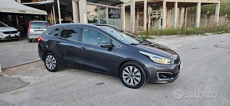Usata Kia Ceed 136 CV (100 kW) 2018 Grigio Utilitaria