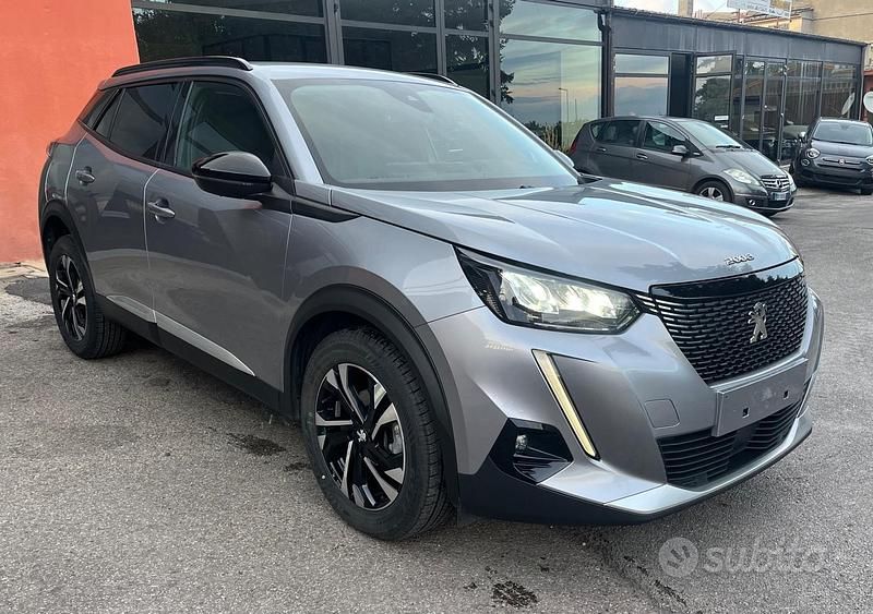 Brugt Peugeot 2008 Allure 110 HK (80 kW) 2022 Grå SUV